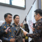 foto Makassar — Akses belajar Bahasa Inggris masih menjadi tantangan bagi banyak anak di daerah, terutama bagi mereka yang tinggal di wilayah dengan keterbatasan sumber belajar dan pendampingan pendidikan. Menjawab persoalan tersebut, Ikatan Alumni Britania Raya atau IABA Sulawesi Selatan menghadirkan program sosial berbasis pendidikan yang lebih inklusif dan mudah dijangkau.